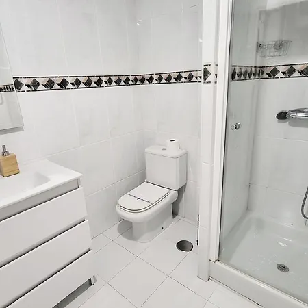 Sea & Pool View Torre De La Roca טורמולינוס