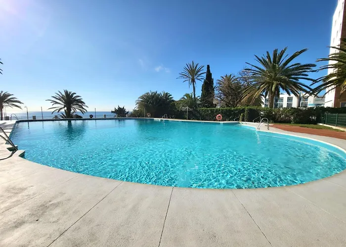 Apartment Sea & Pool View Torre De La Roca *