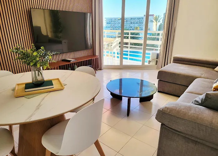 Lejlighed Sea & Pool View Torre De La Roca *